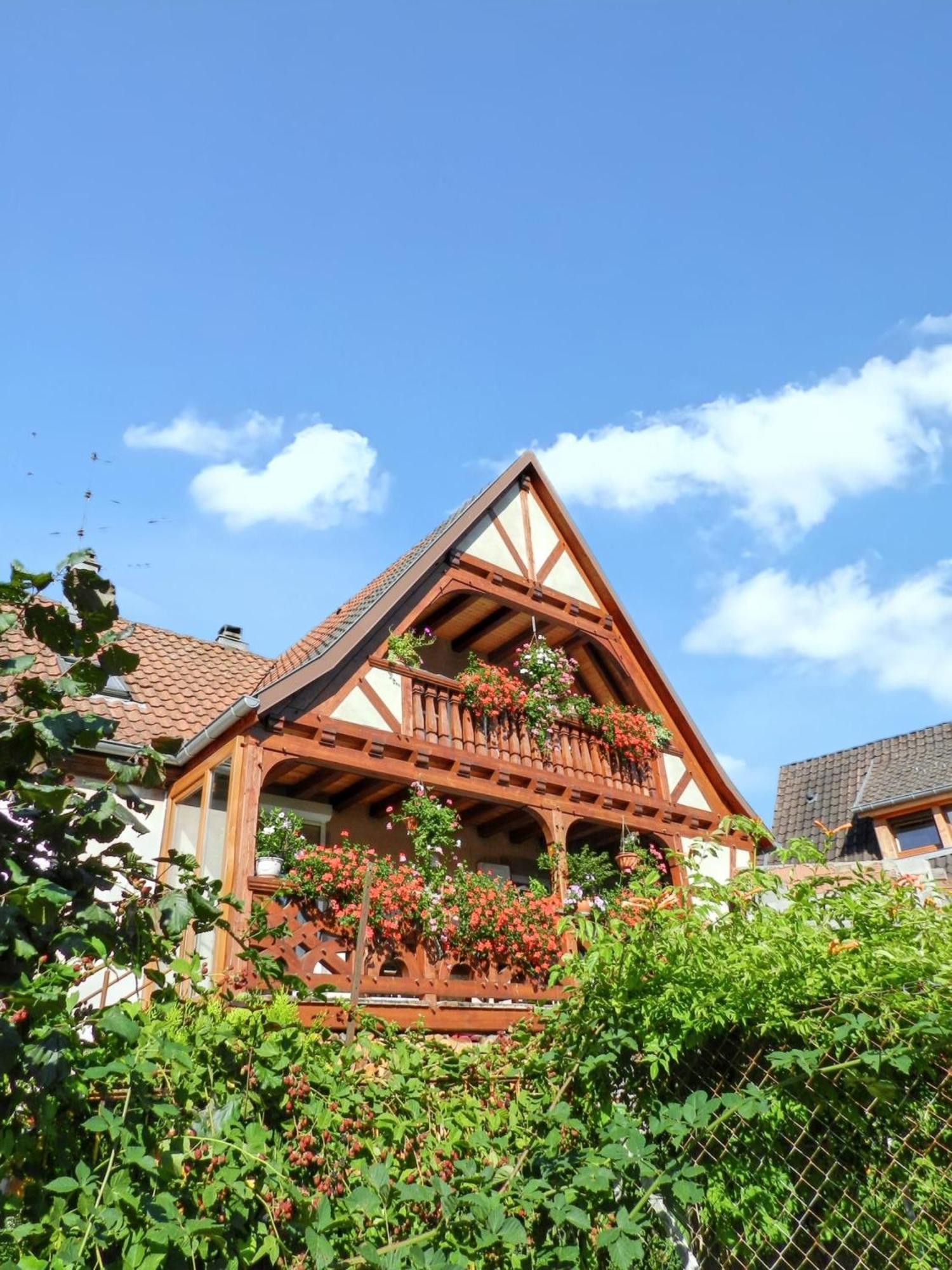 Maison Charmante Avec Vue Sur La Montagne A *